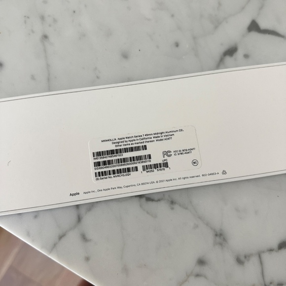 Apple Watch Series 7 GPS+Cellular (45mm) in Midnight Aluminum (Choose your band) main image 5